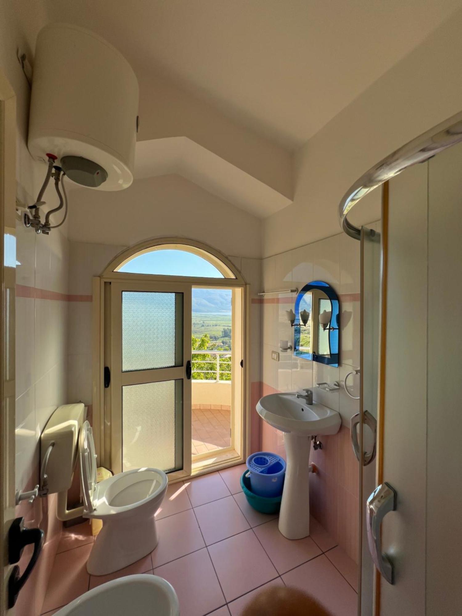 Kings Castle Sea View Studio- 1 Bedroom- 2 Bedroom Appartamento