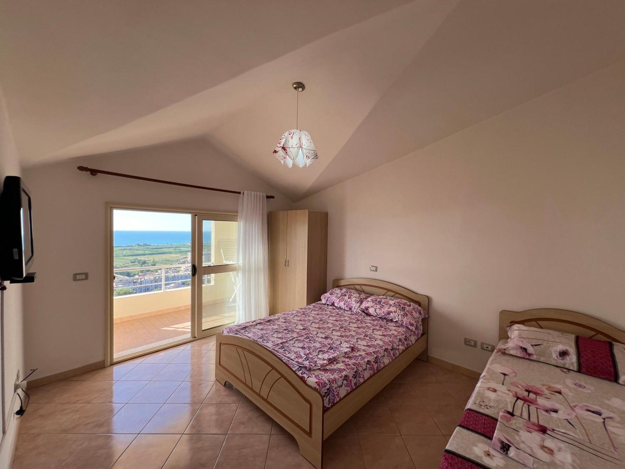 Kings Castle Sea View Studio- 1 Bedroom- 2 Bedroom Orikum